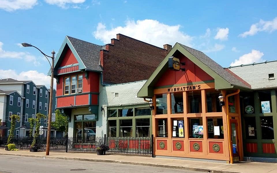 Manhattans Pub